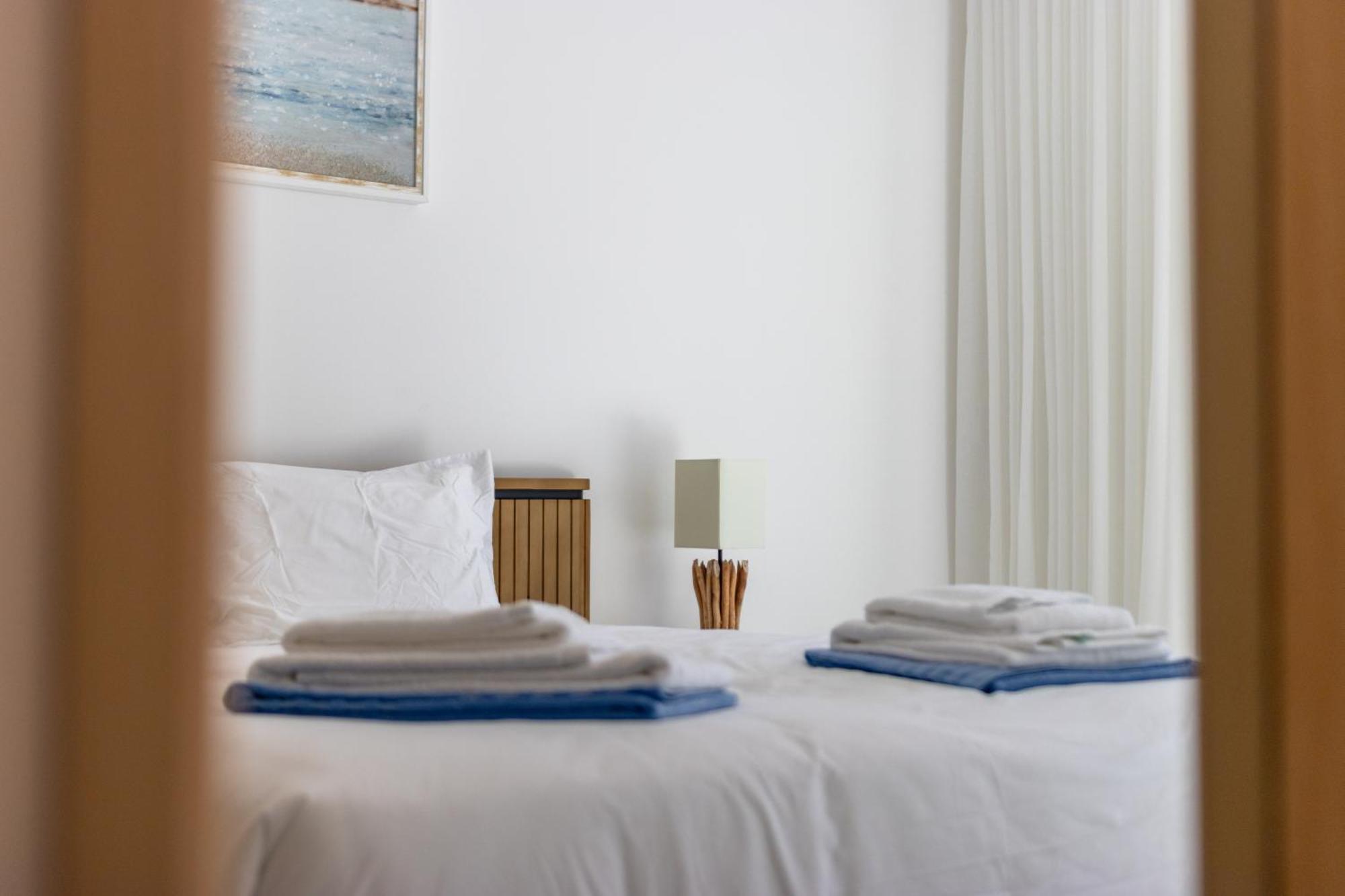 Casaluxo New 2br Pool View Lagos