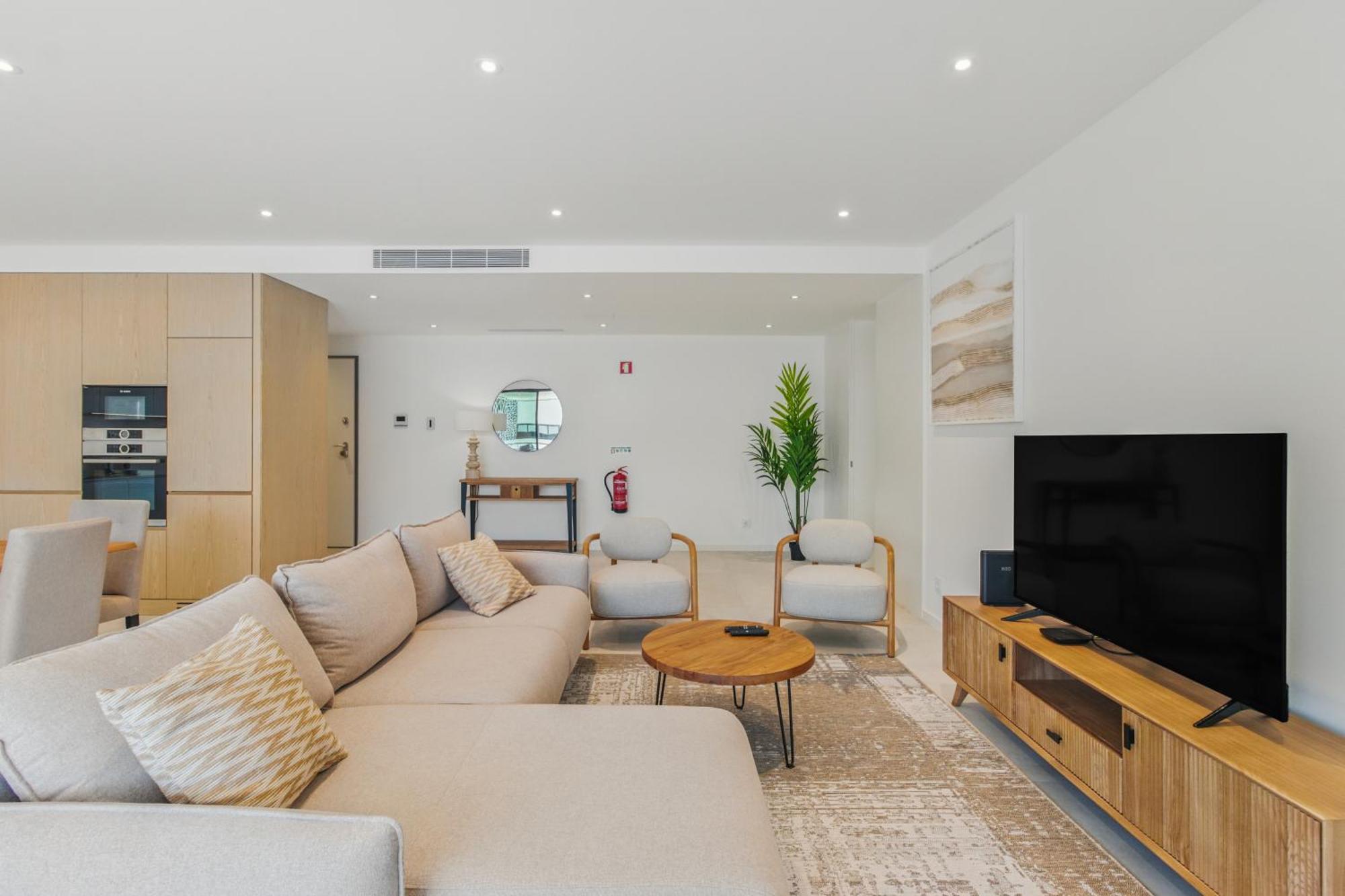 Casaluxo New 2br Pool View Apartamento
